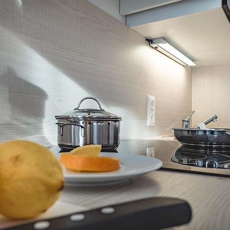 Oliver Apartments | Contactless Check-In Wenen Kamer foto